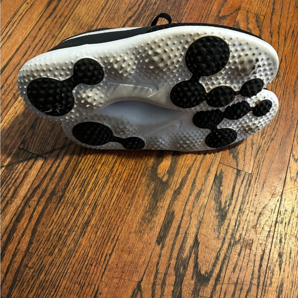 Shoes - Picture 6 of 6